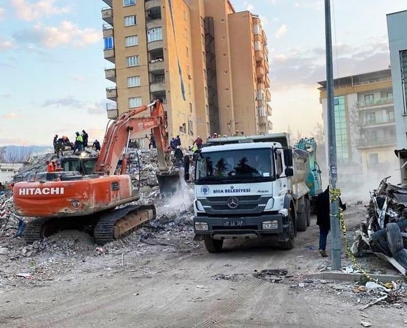 Biga’nın yardımları ulaşmaya devam Ediyor