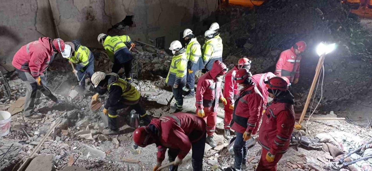 EFAK umut olmaya devam ediyor