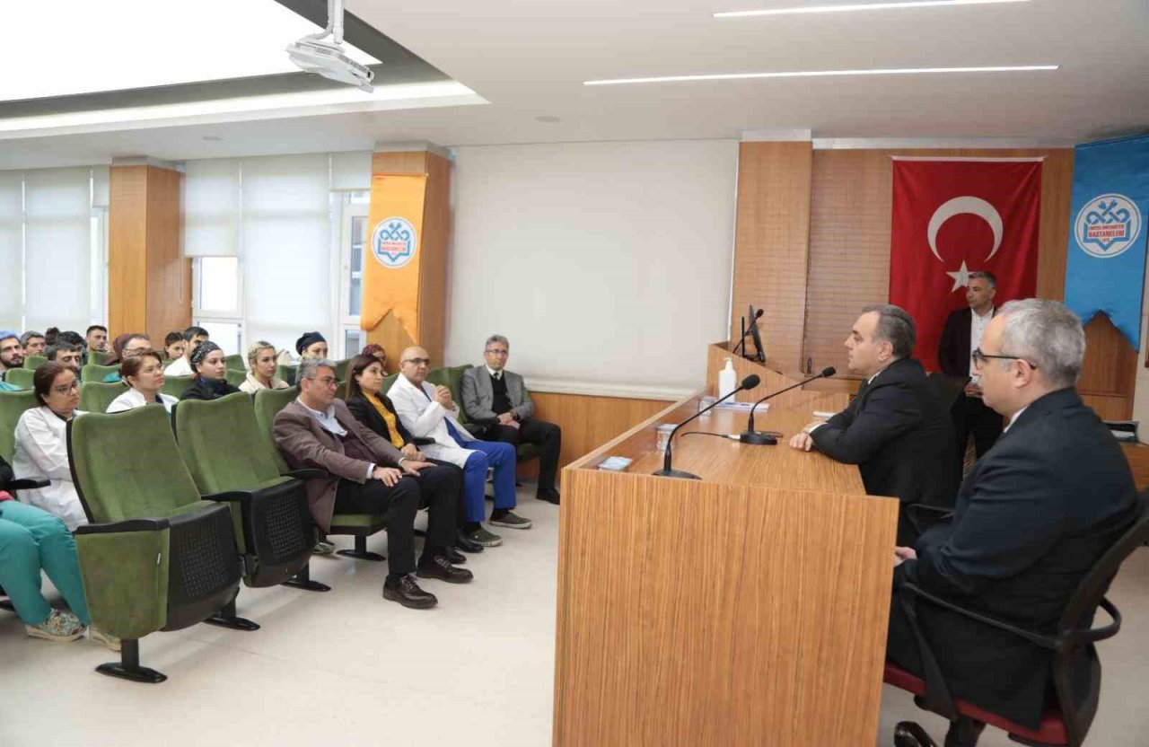 Rektör Altun’dan Deprem Bölgesinden Dönen Sağlık Ekibine Teşekkür