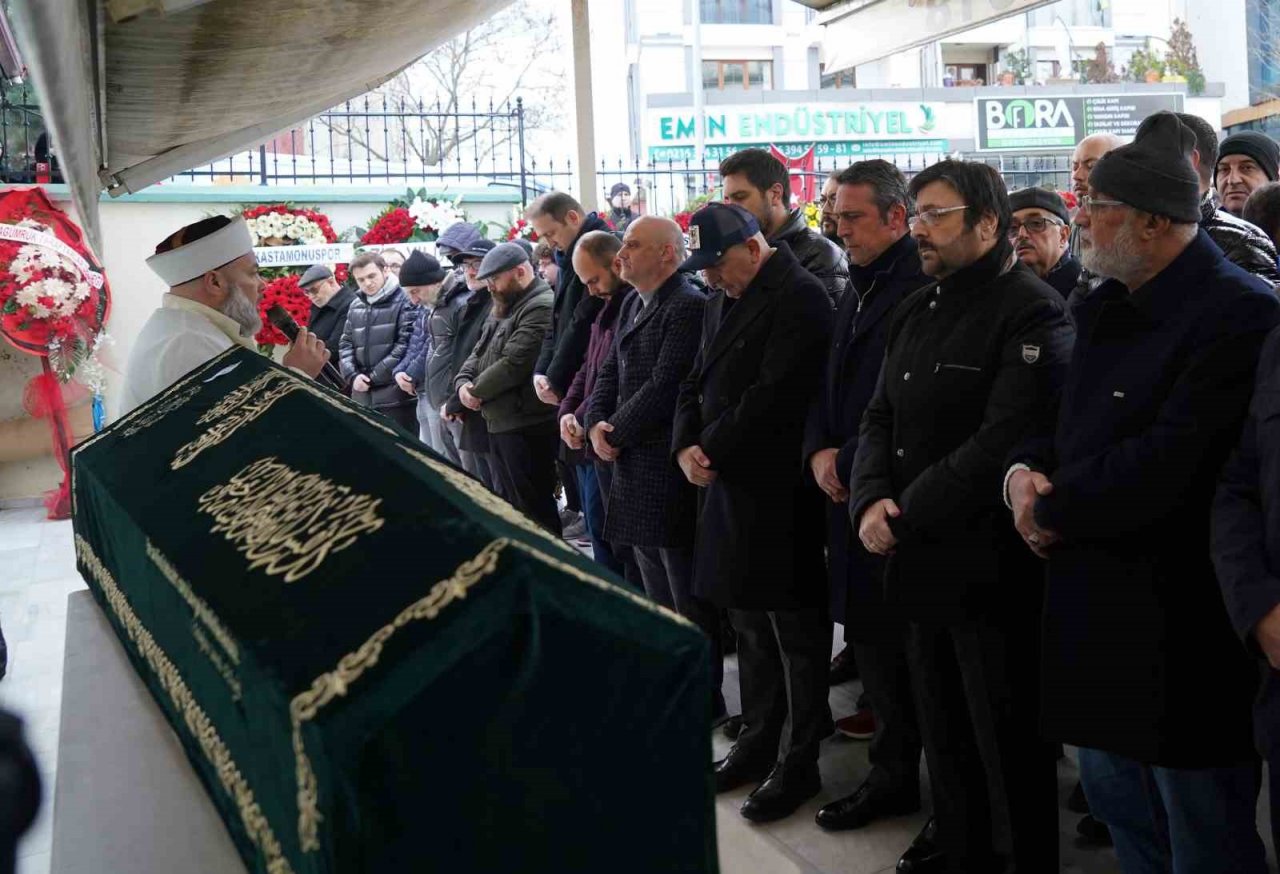 Süleyman Hurma’nın babası Ziya Hurma, son yolculuğuna uğurlandı