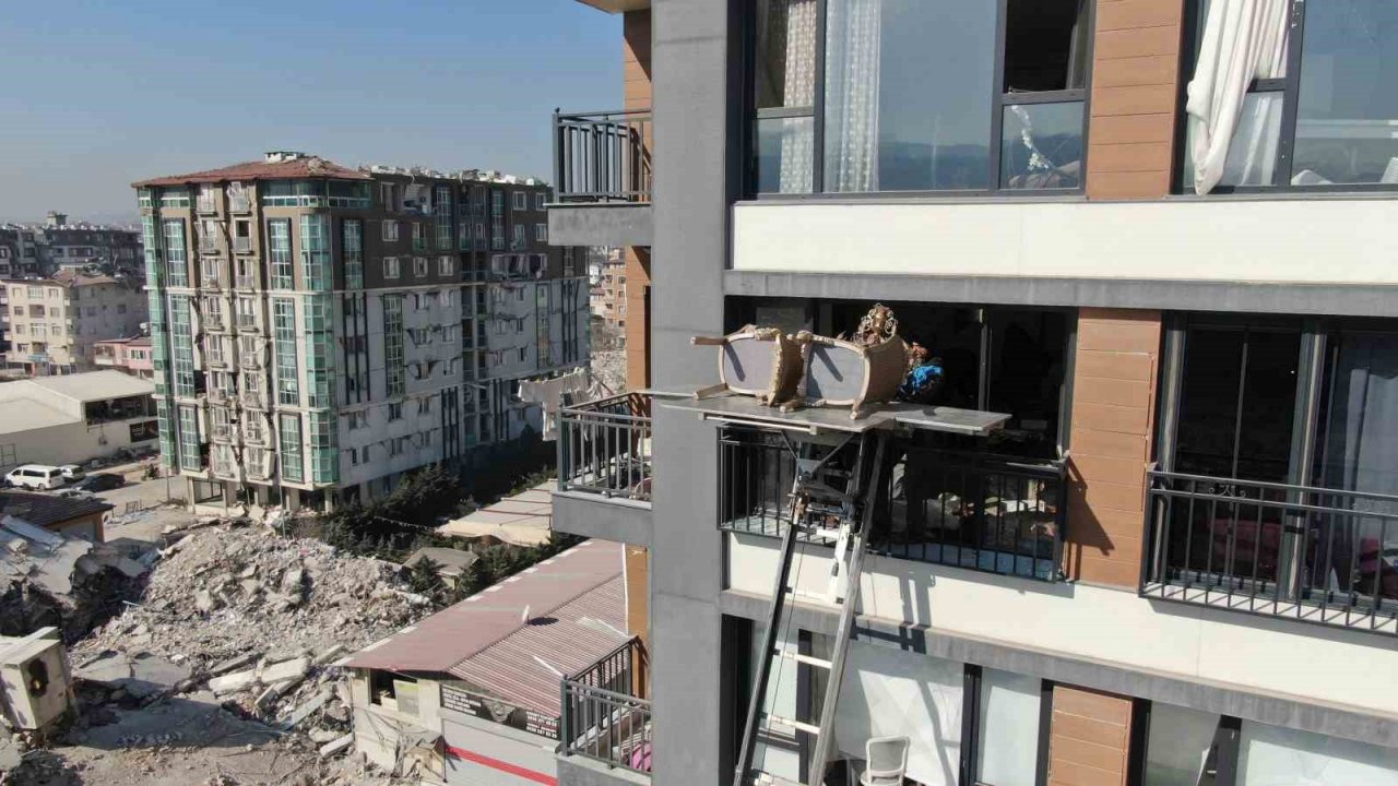 Hasarlı binalardan tehlikeli eşya tahliyesi