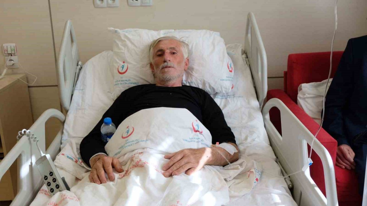 Depremi kendi yaptığı evde yaşayan inşaatçı o anları anlattı