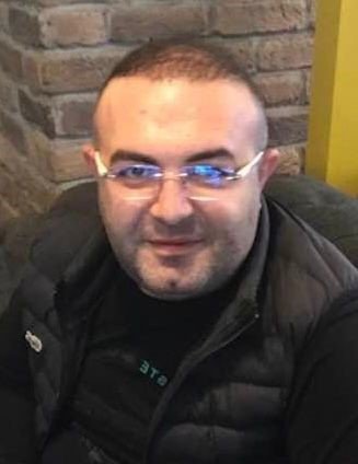 Ağaca çarpan otomobilin sürücüsü hayatını kaybetti