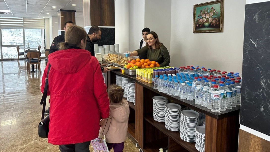 Öğretmenevlerinde 465 Gönüllü Öğretmen Görev Alıyor