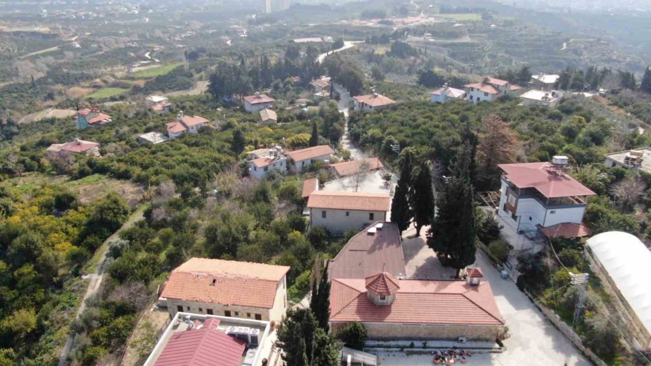 Türkiye’de tek olan Ermeni köyünde bir ev bile yıkılmadı