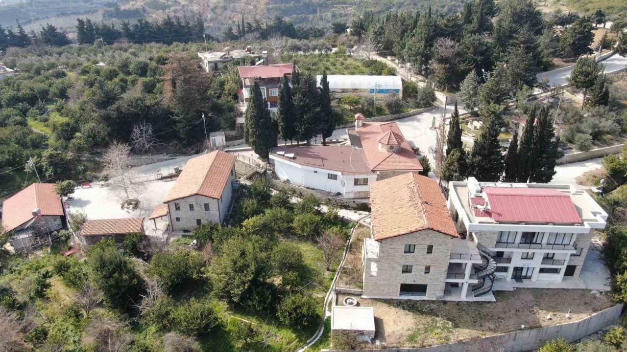 Türkiye’de tek olan Ermeni köyünde bir ev bile yıkılmadı