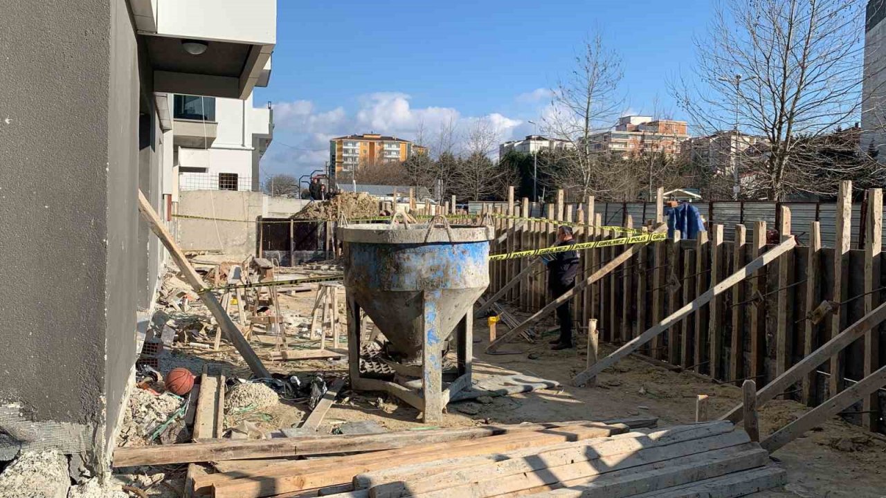 14 katlı rezidansın çatısından düşen işçi hayatını kaybetti