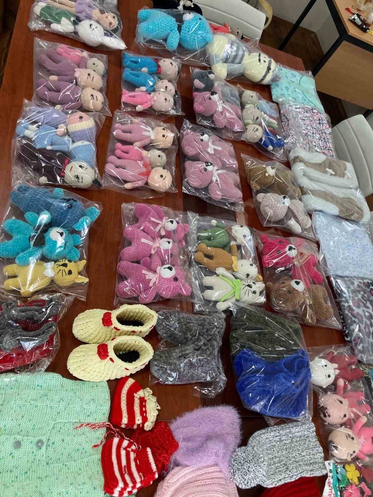 Bayrampaşa’da ilmekler depremzedeler için atıldı