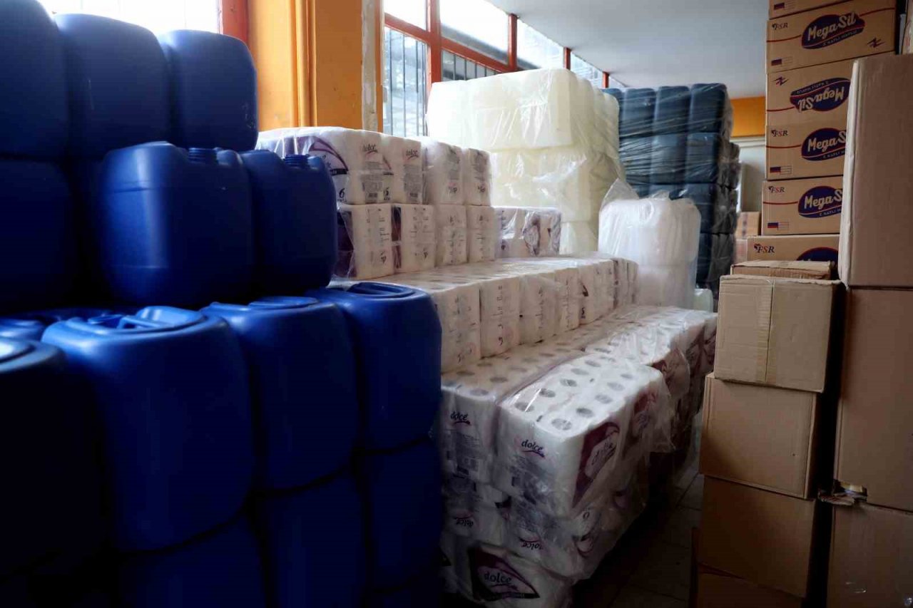 Hijyen ve temizlik malzemeleri deprem bölgelerine sevk ediliyor