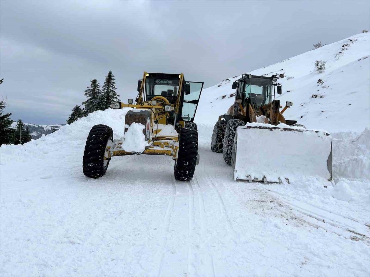 Soğuk hava ve kar yağışı Samsun’da etkili oluyor
