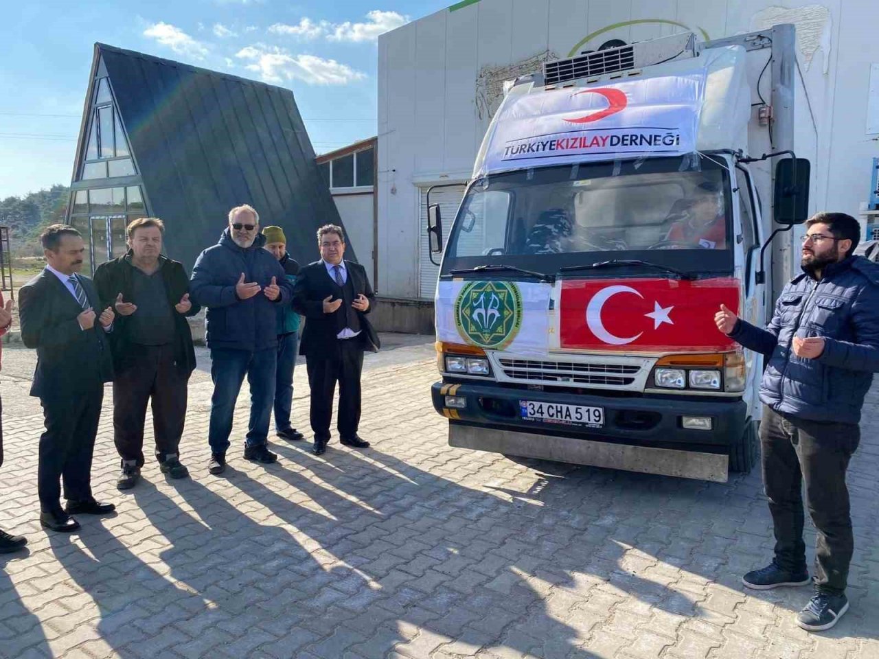 Çanakkale’den deprem bölgesine 4 bin 150 kilogram et gönderildi