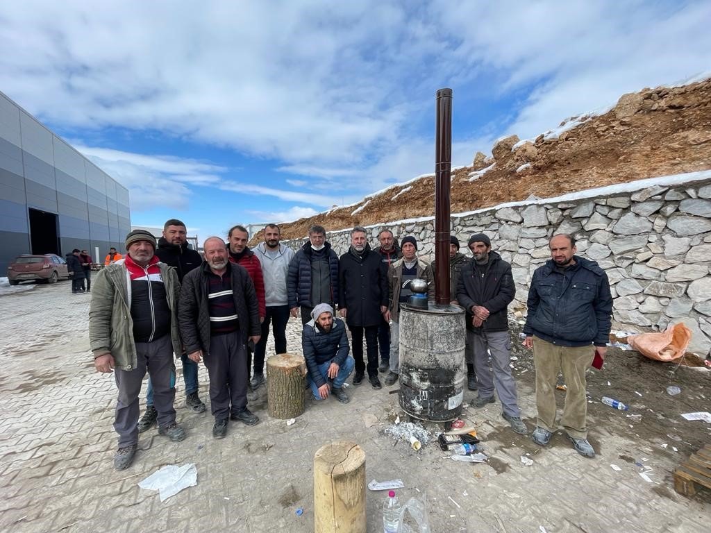 Başkan Sandal, afet bölgesinde: Kılıçdaroğlu’na deprem raporu