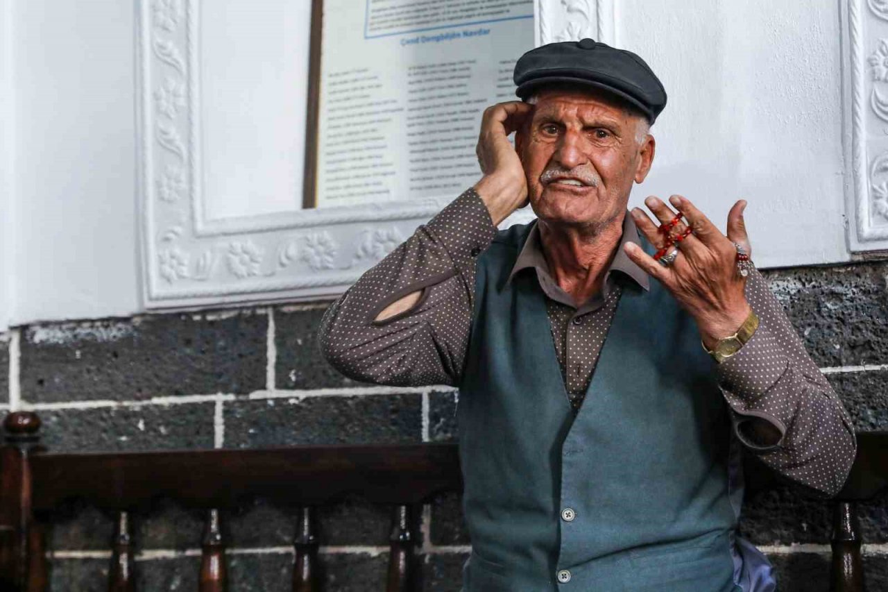 Diyarbakır Dengbejevi’nin sembol ismi Mehmet Tanrıverdi ve ailesi enkazda yaşamını yitirdi