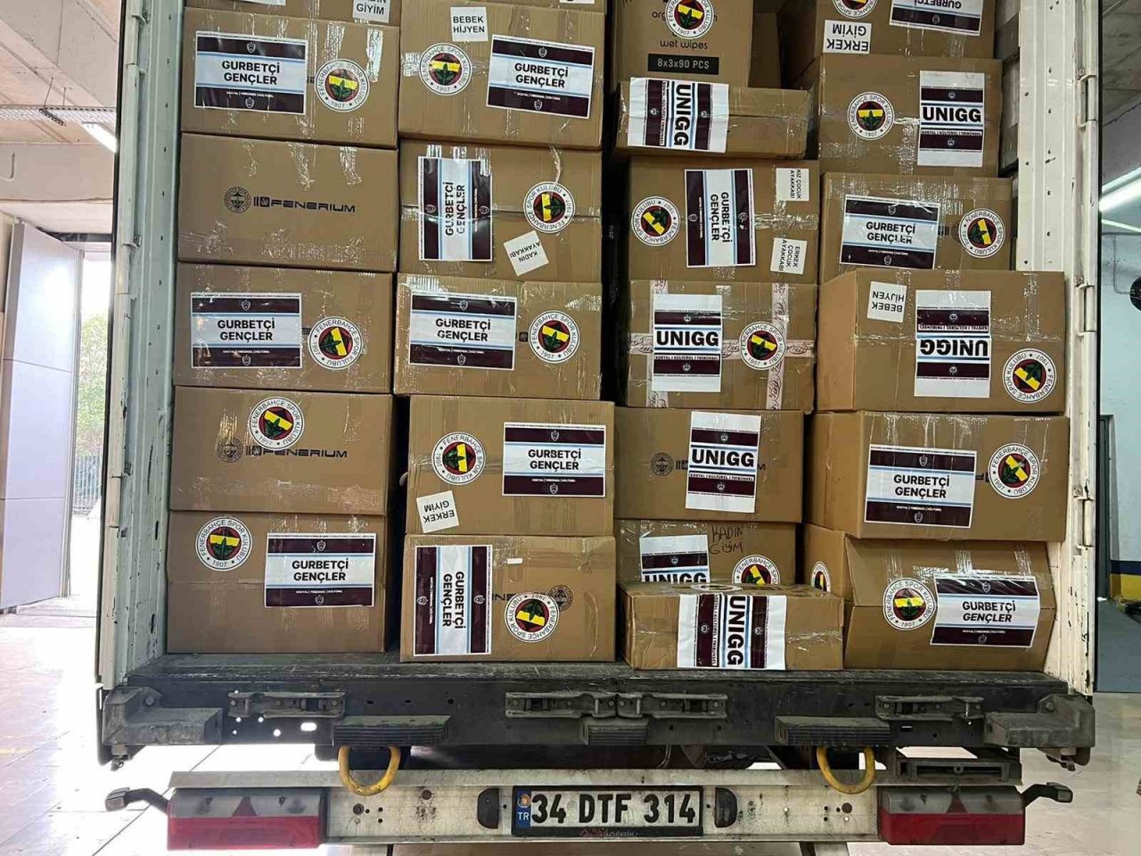 Fenerbahçe’nin 38. yardım tırı yola çıktı