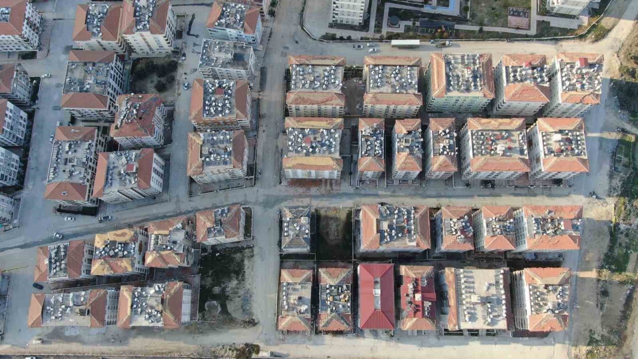 Yerle bir olan Hatay’ın bu mahallesinde hiçbir ev yıkılmadı