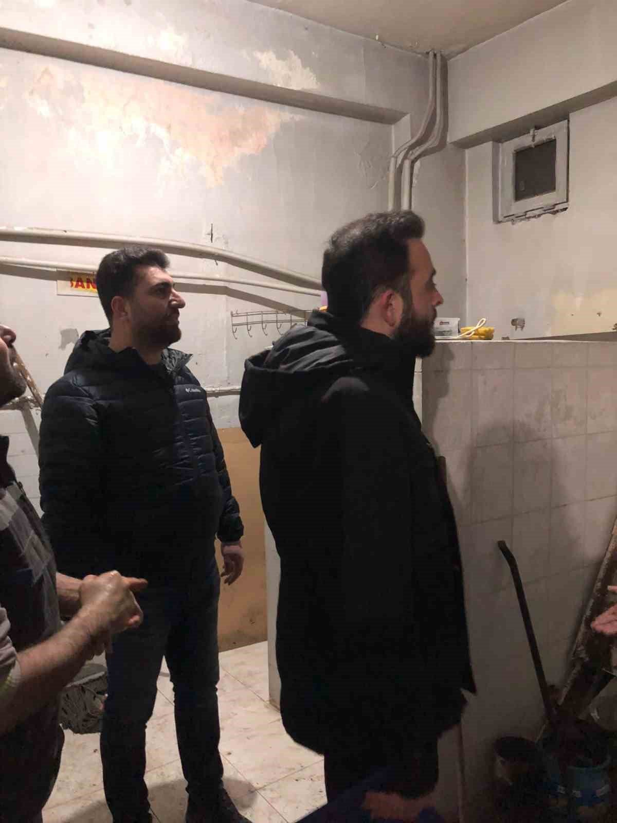 Karakoçan ilçesinde hasarlı binaların kontrolü sürüyor