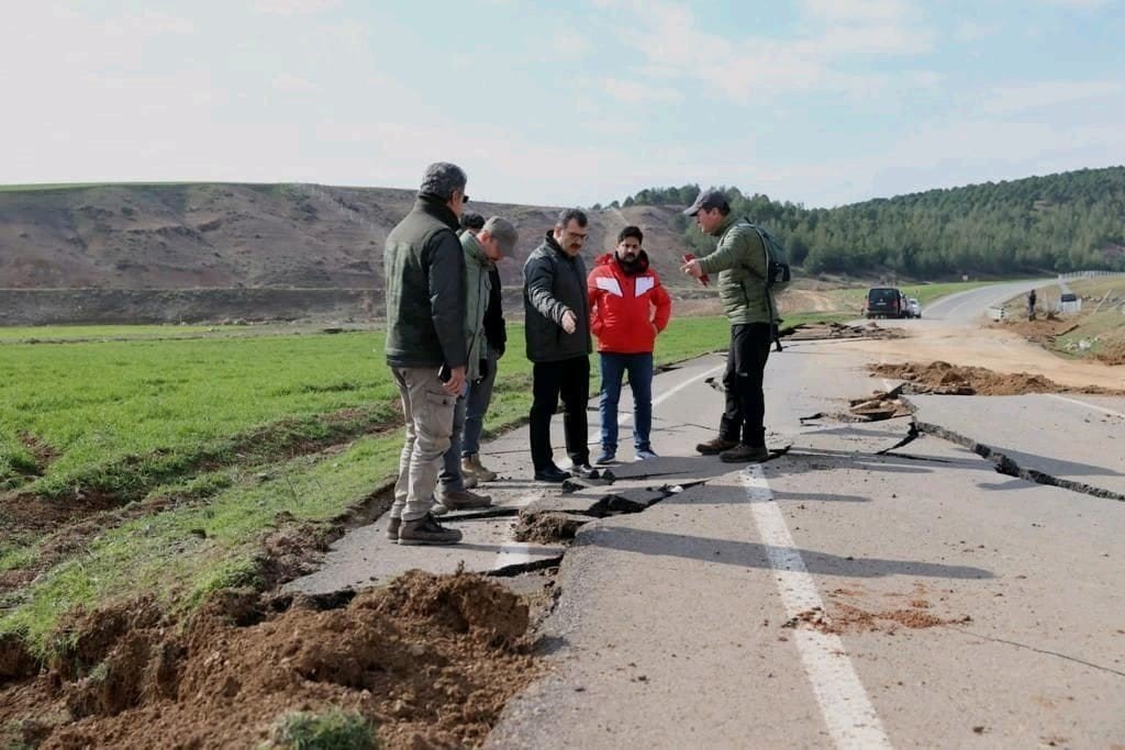 Deprem bölgesinde inceleme yapan uzman açıkladı