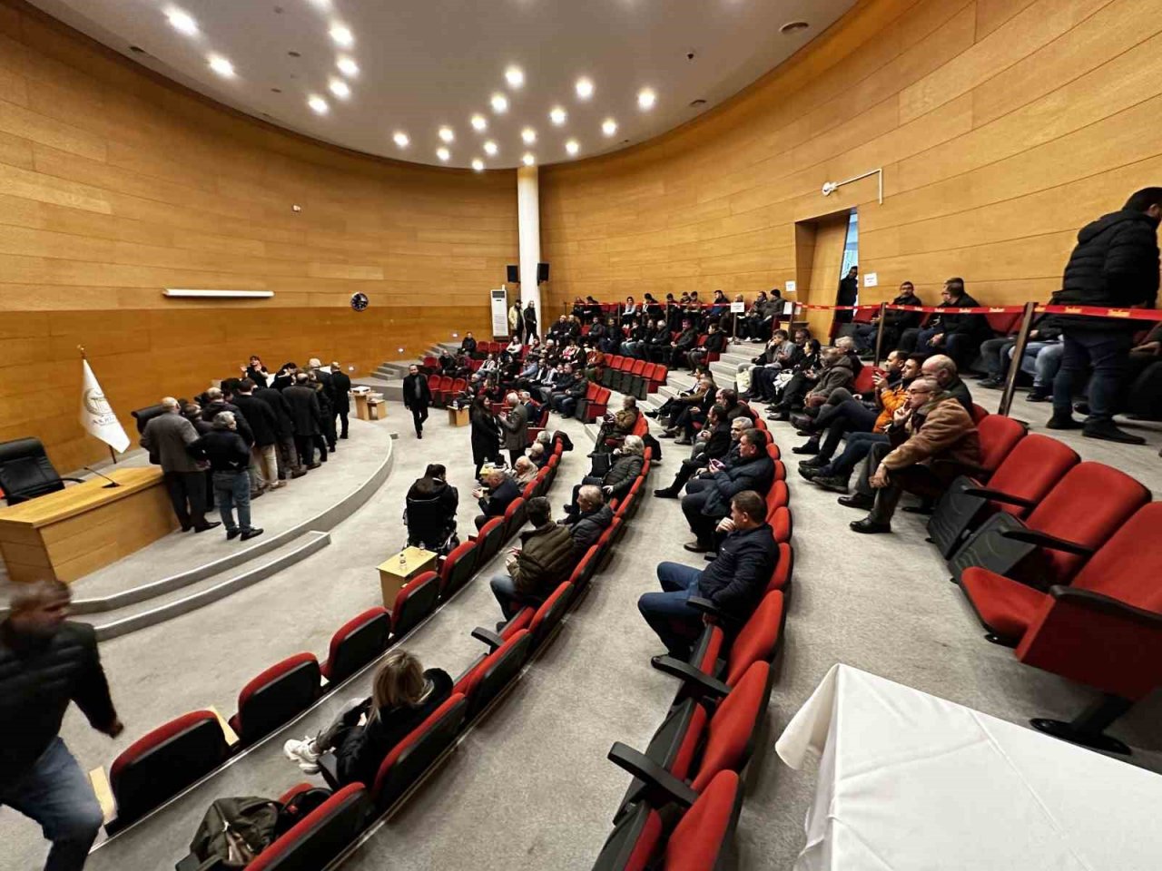 Mahkemece iptal edilen Kent Konseyi seçimi tekrar yapıldı