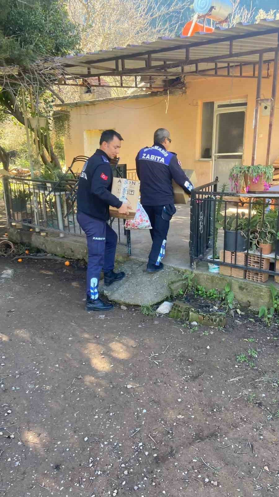 Marmaris depremzedeler için seferber oldu