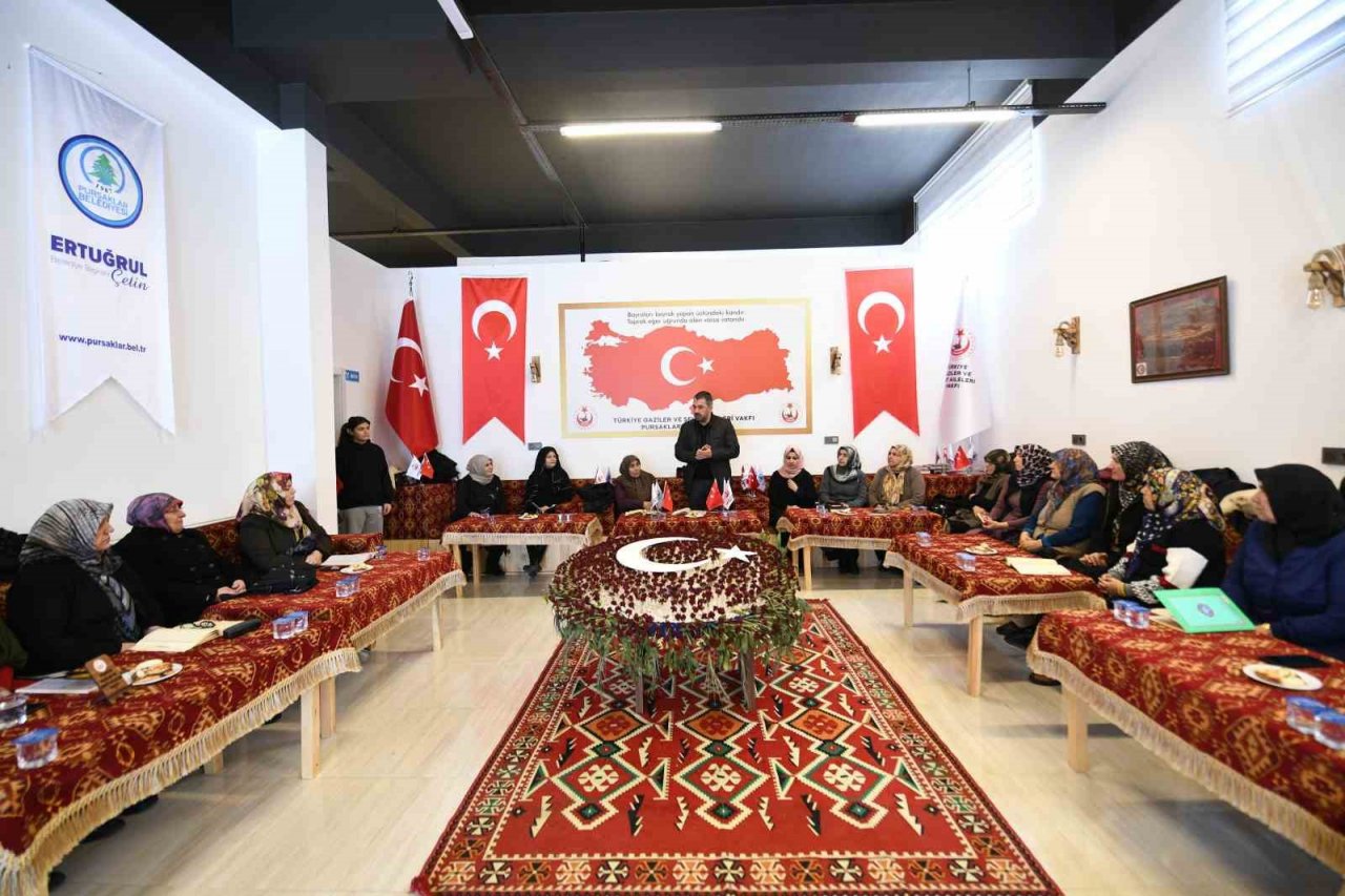 Pursaklar Belediye Başkanı Ertuğrul Çetin’den depremzedelere dua