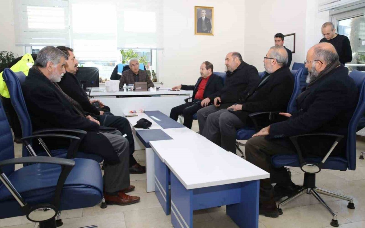 Yalova Altınova’dan 10. yardım tırı Malatya’ya gitti