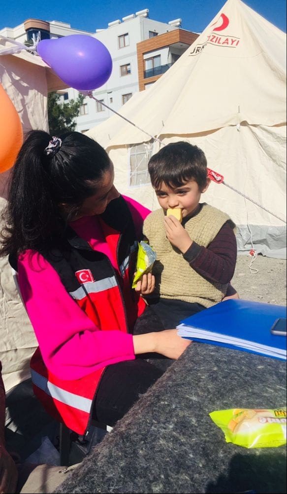 Aydınlı ekipler, depremin yaralarını beraber sarıyor