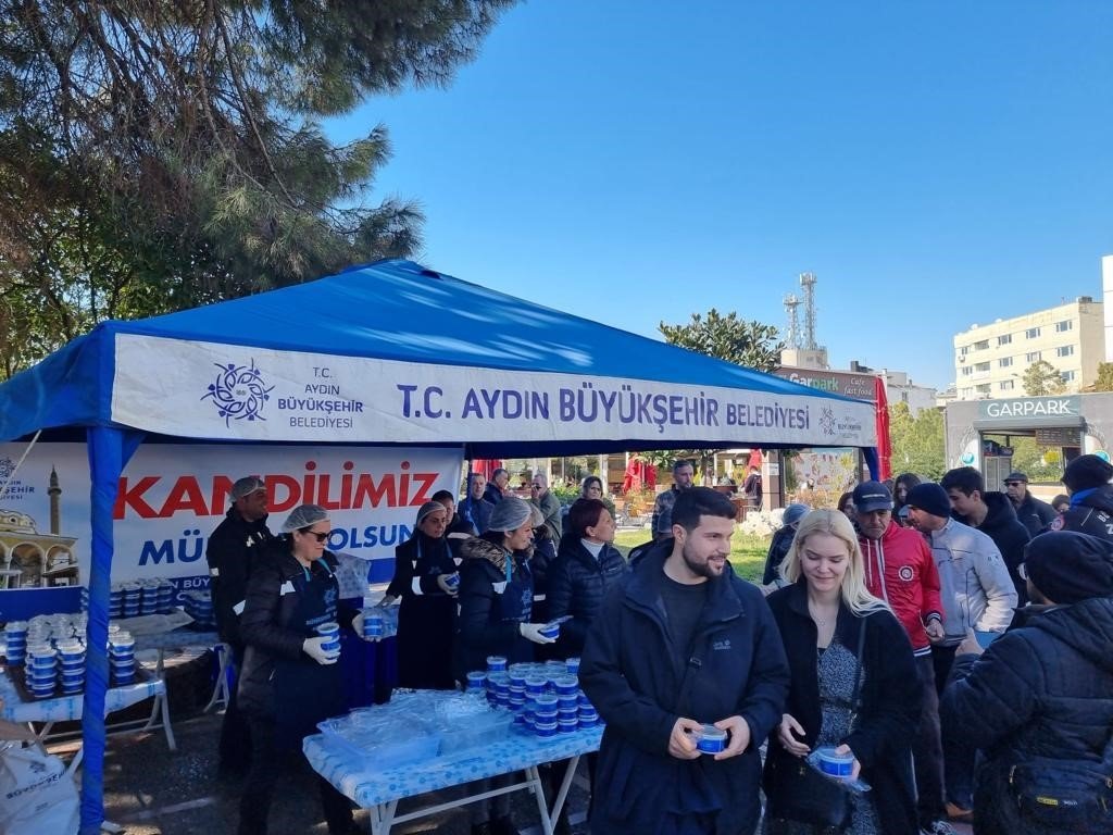 Aydın Büyükşehir Belediyesi’nden Miraç Kandili’nde helva hayrı