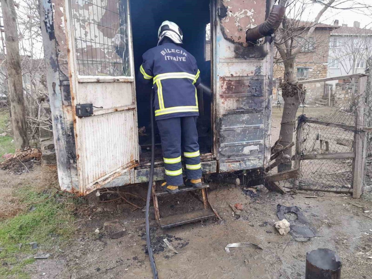 Bilecik’te yaşanan yangında bir kişi ağır yaralandı