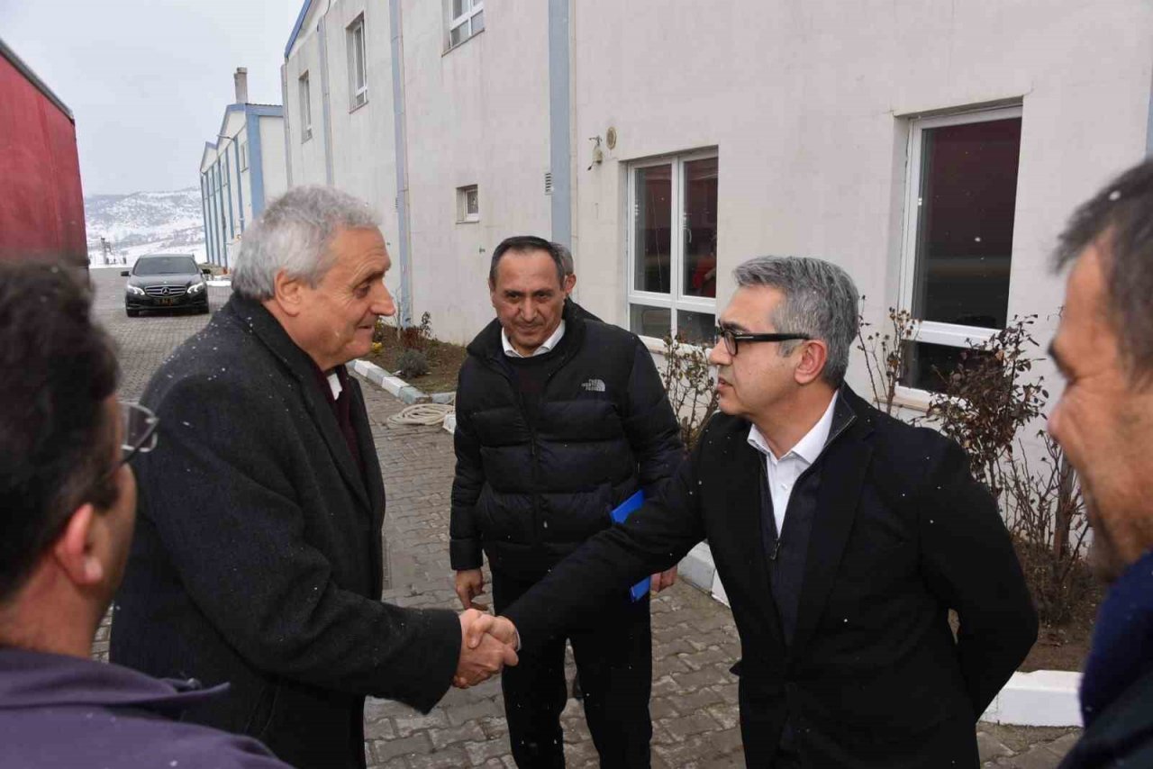 Bozüyük Belediyesi 9. yardım tırı Hatay’a yola çıktı