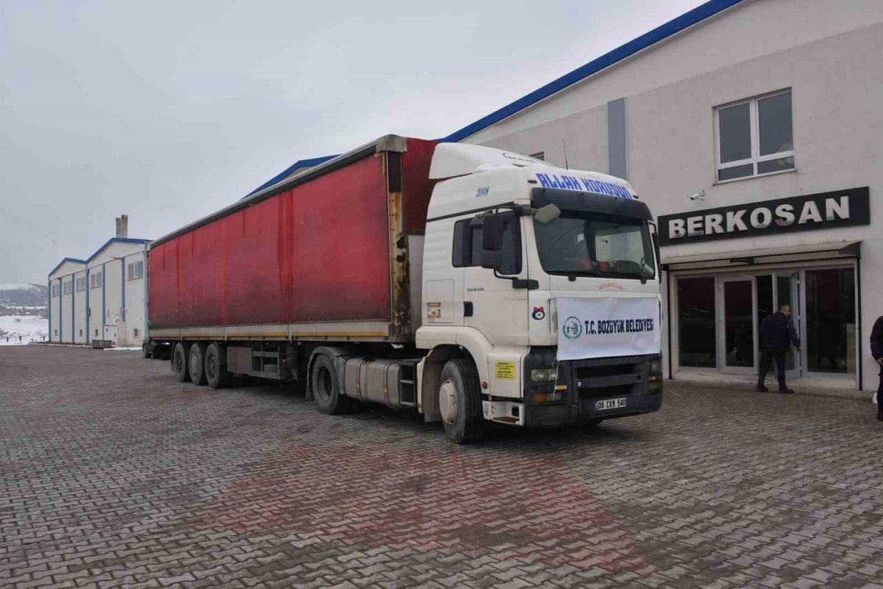Bozüyük Belediyesi 9. yardım tırı Hatay’a yola çıktı