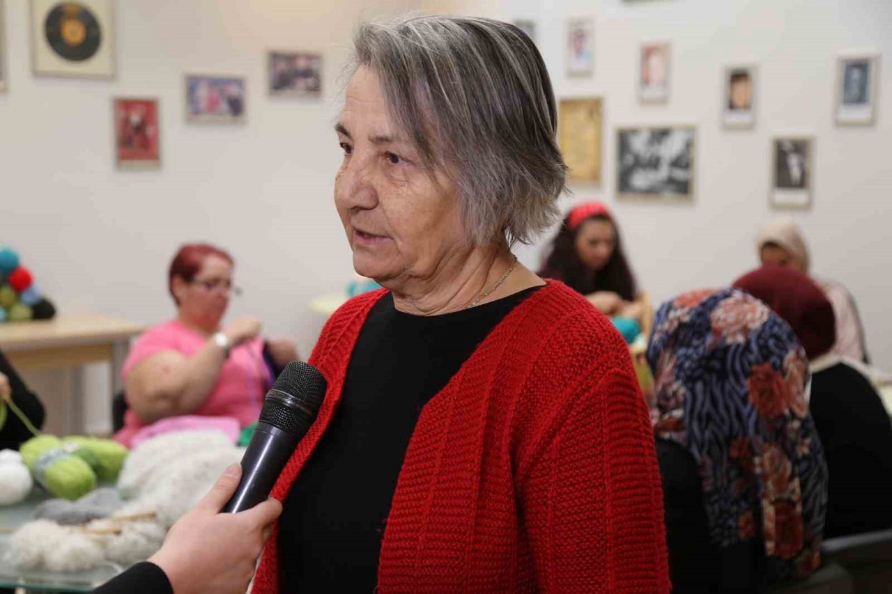 Büyükçekmeceli kadınlardan depremzedelerin yüreğini ısıtacak kampanya