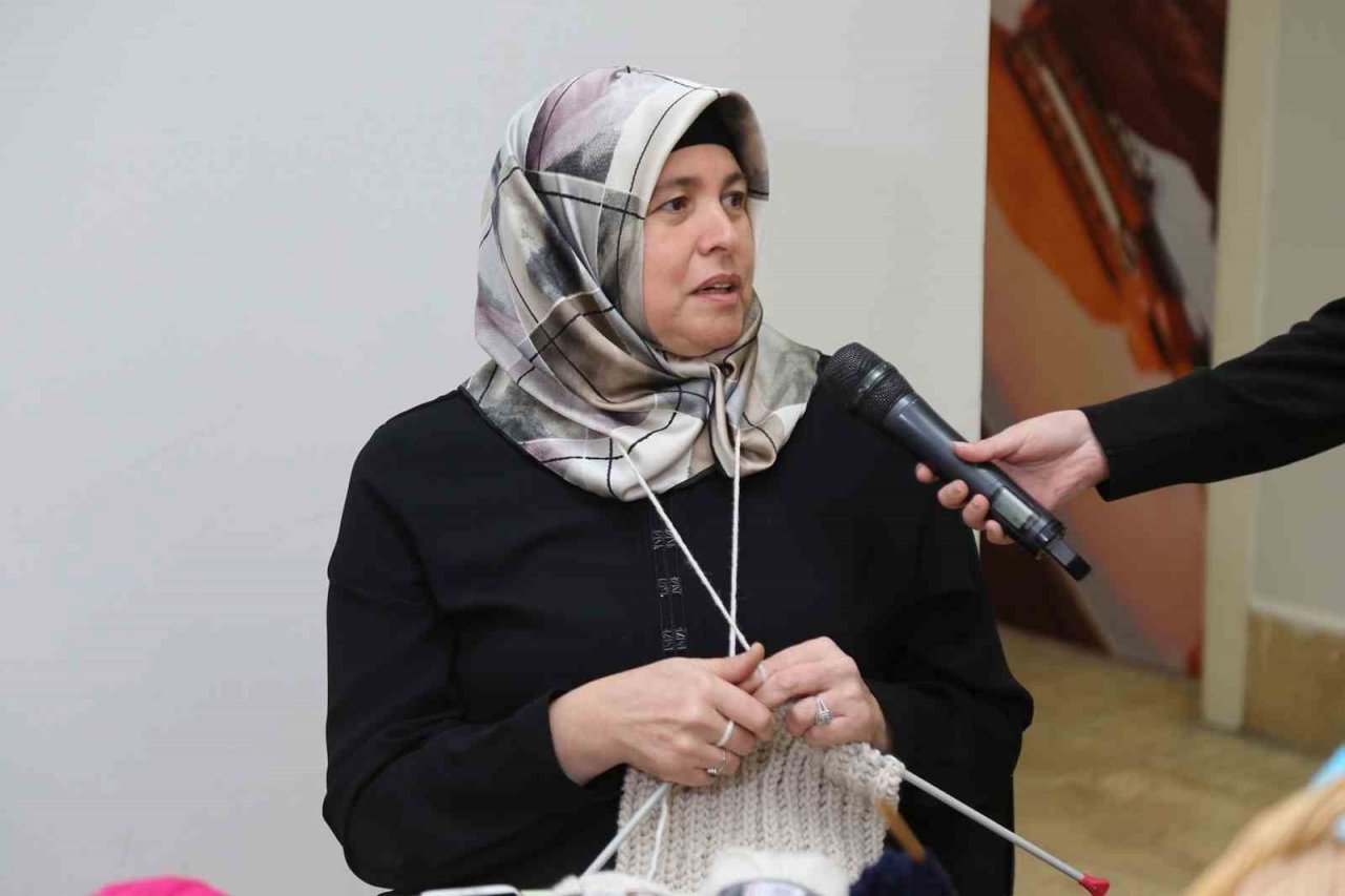 Büyükçekmeceli kadınlardan depremzedelerin yüreğini ısıtacak kampanya