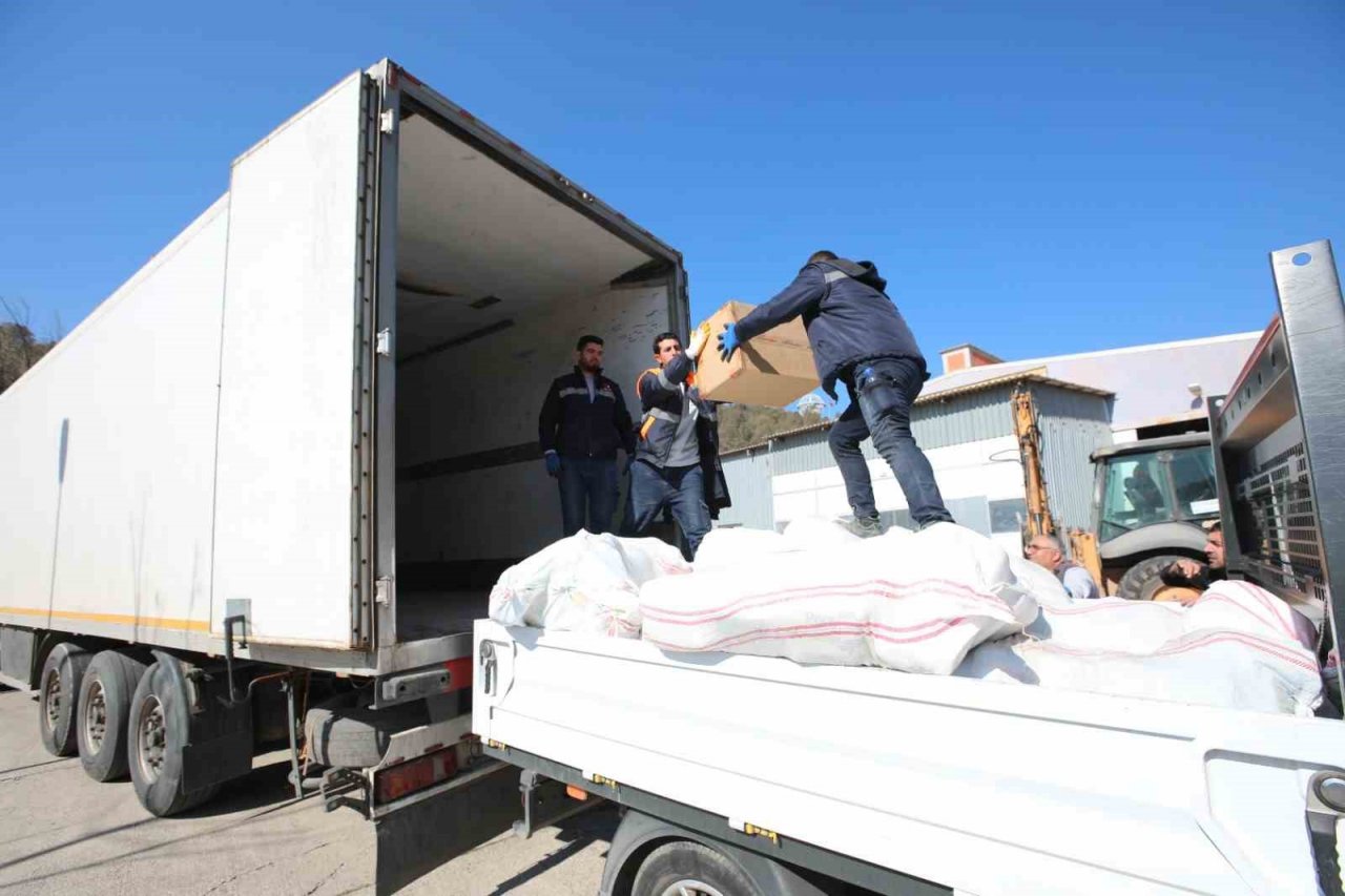 Başkan Sandal, Malatya’nın ardından Adıyaman’da: "Yıkım ve acılar tarifsiz"