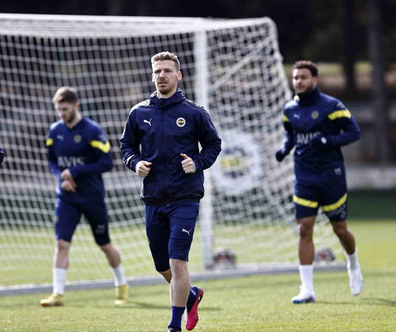 Fenerbahçe hazırlıklarına devam etti