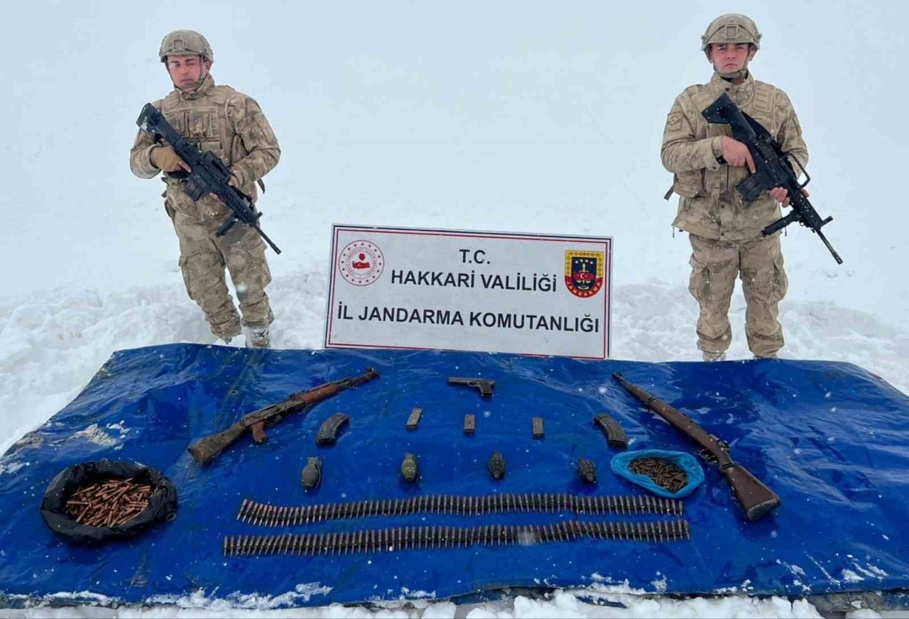 Yüksekova’da silah ve mühimmat ele geçirildi