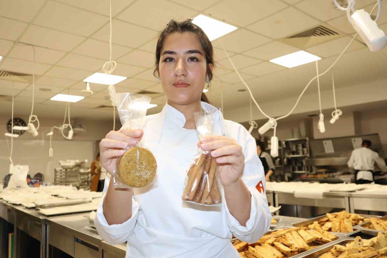 Depremzedeler için tok tutan ve raf ömrü uzun gıda ürünleri hazırladılar