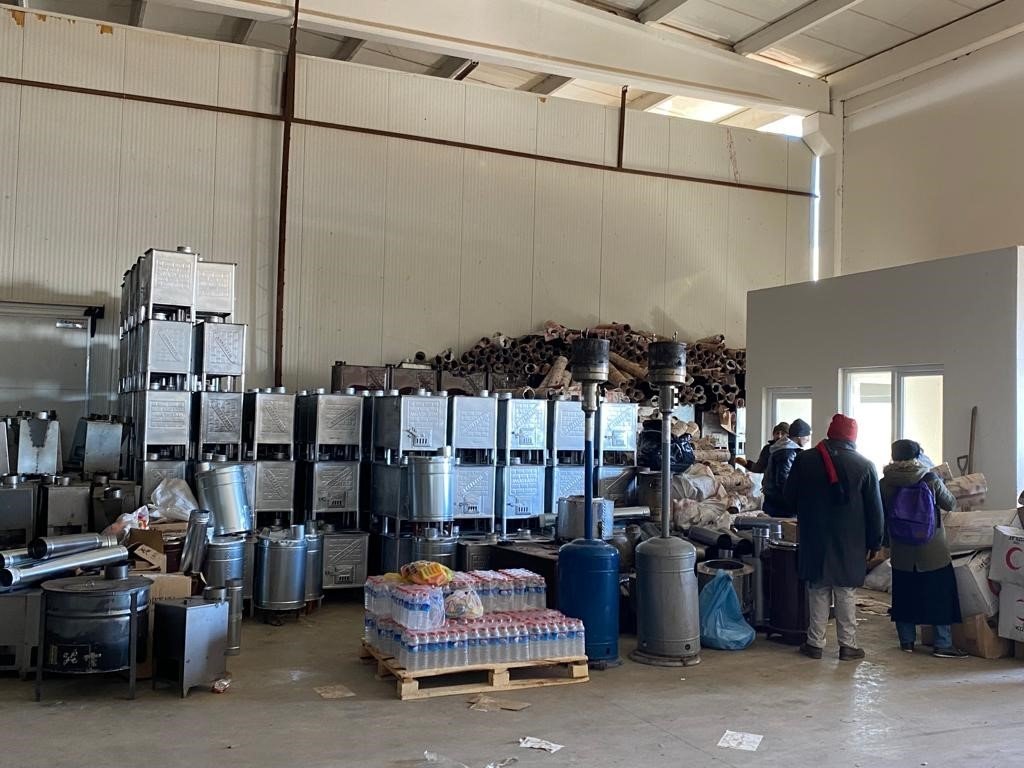 İnönü Belediyesi deprem yaralarını sarmaya devam ediyor