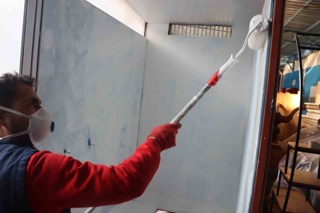 Deprem bölgesi için portatif tuvalet üretimine başlandı