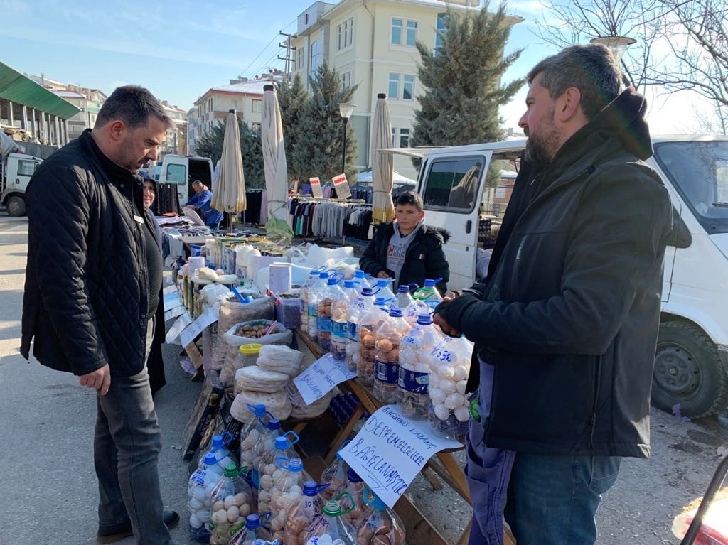 Pursaklar Belediyesi’nden ilçedeki afetzedelere ziyaret