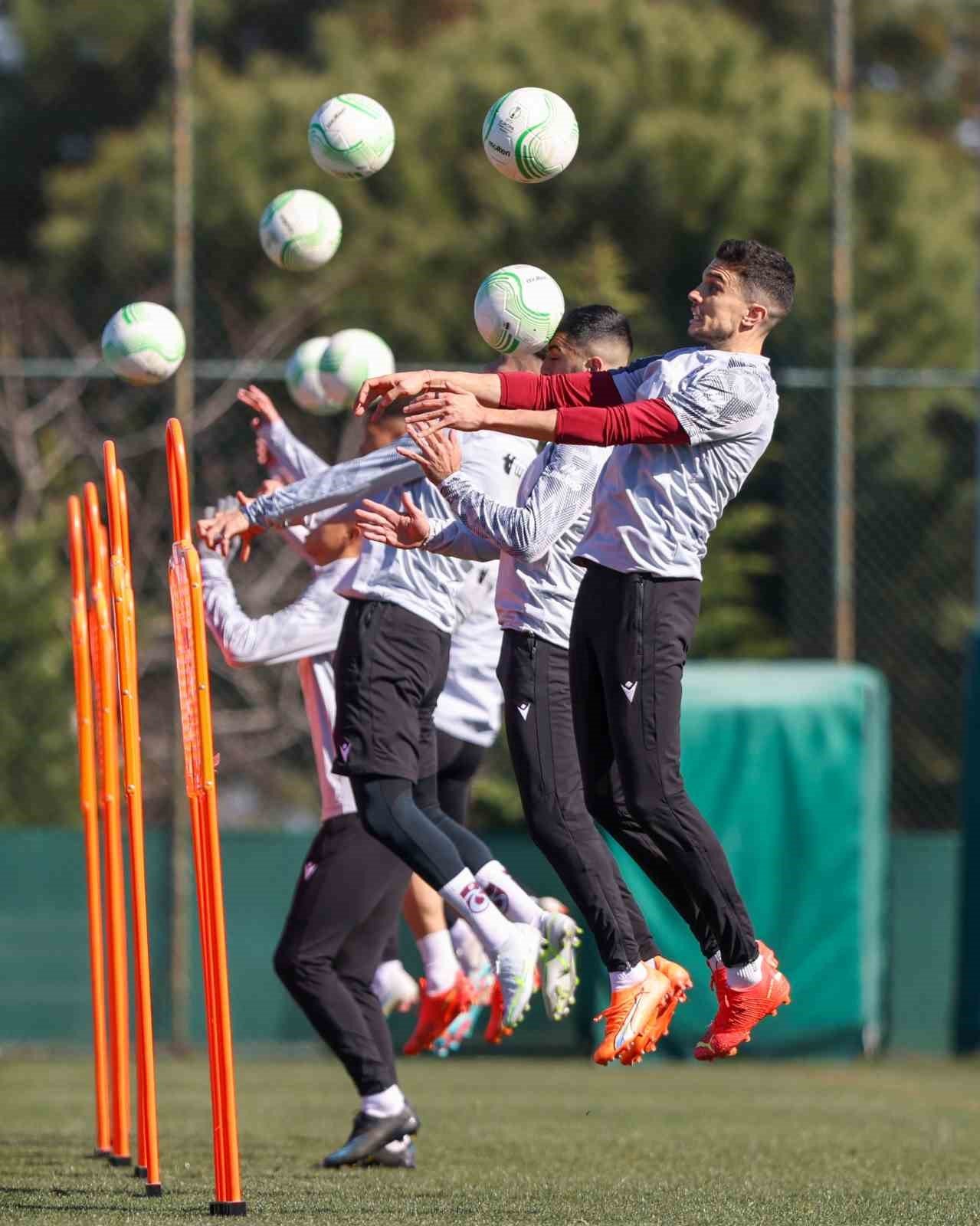 Trabzonspor, Basel ile oynayacağı rövanş karşılaşmasının hazırlıklarına başladı