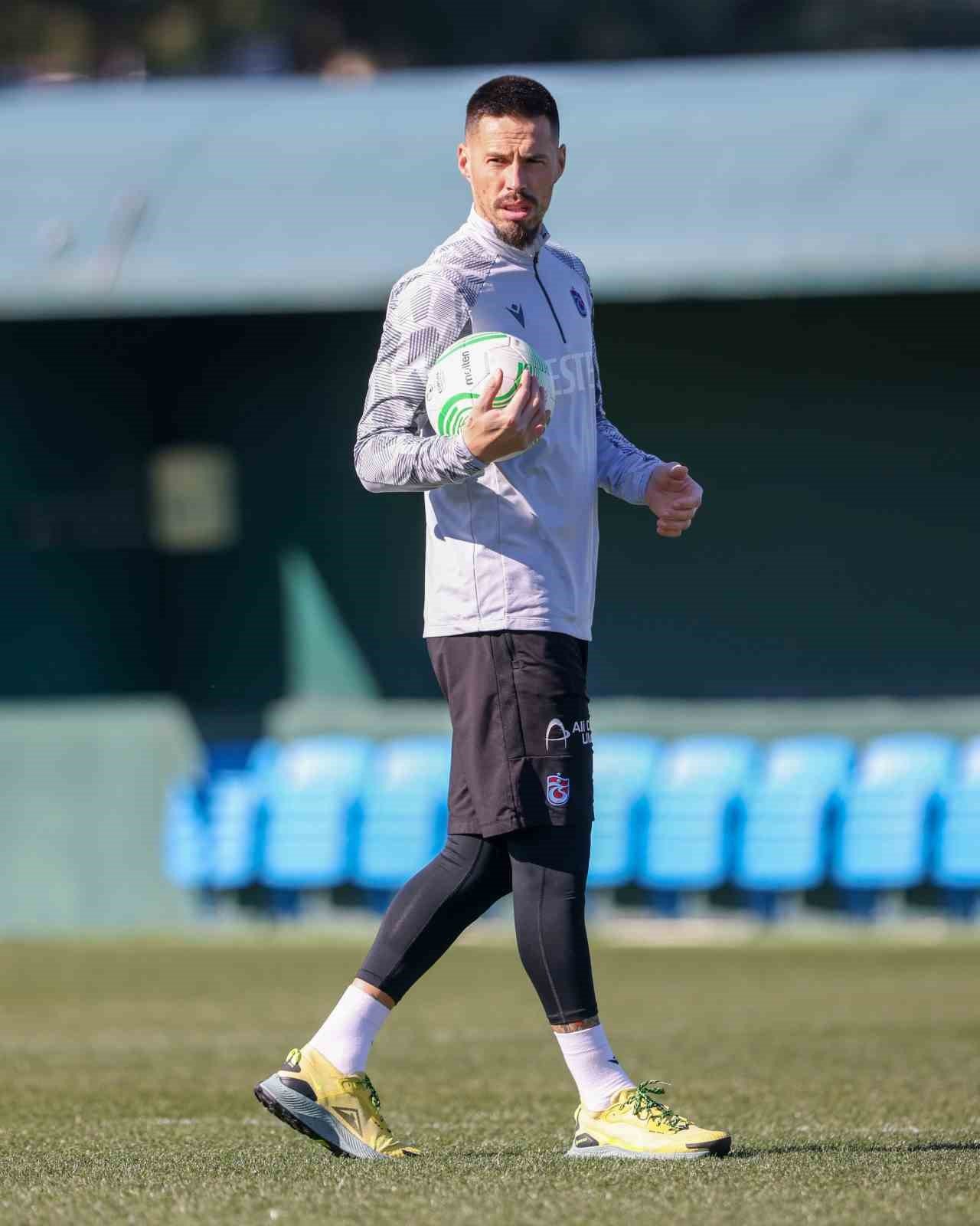 Trabzonspor, Basel ile oynayacağı rövanş karşılaşmasının hazırlıklarına başladı