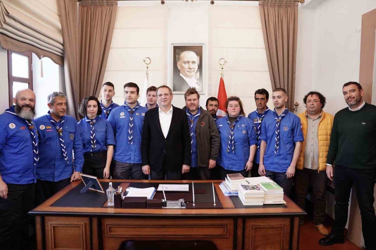 Komşudan dayanışma ve destek sürüyor