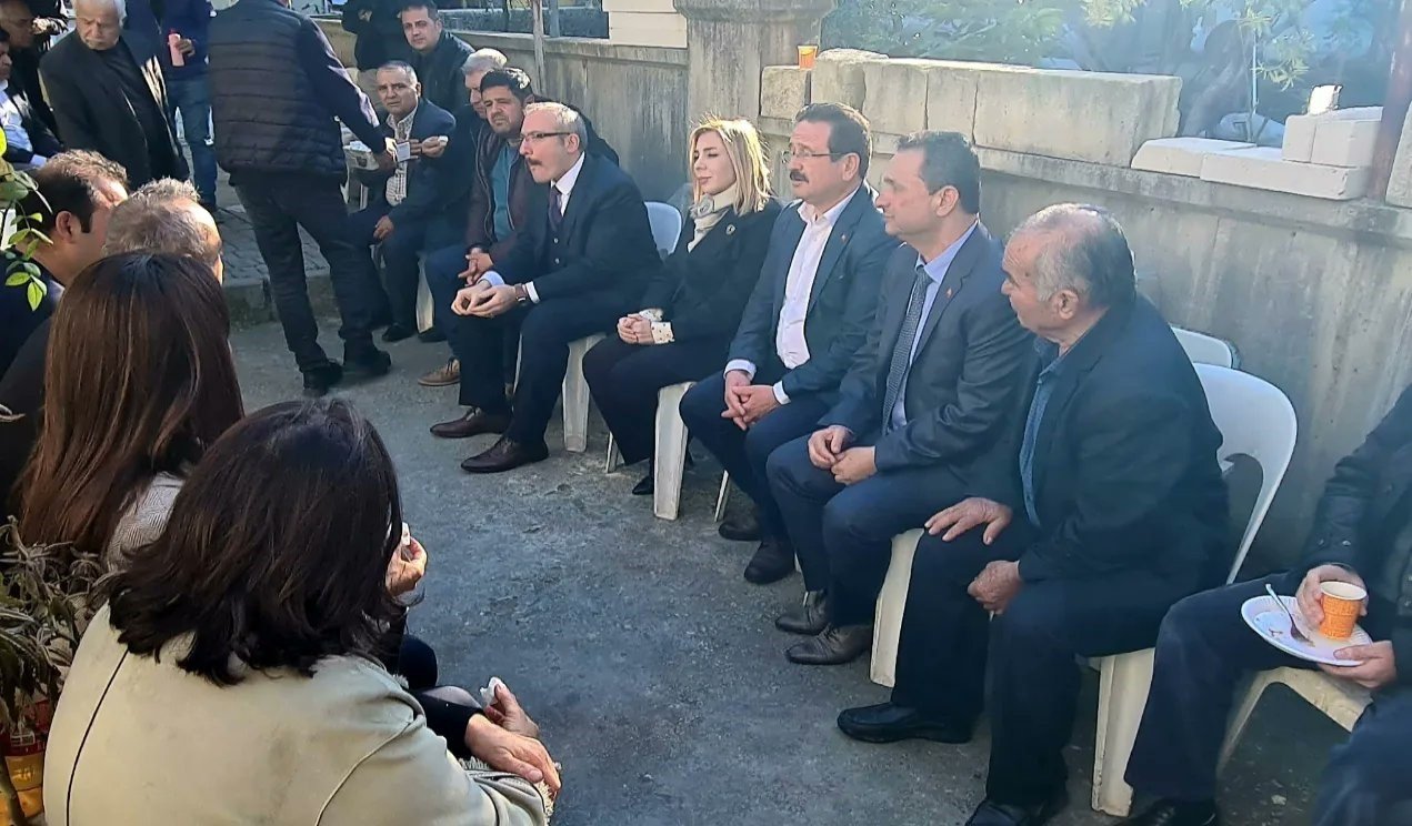 Fethiyeli Sağlık Memurunun Ailesine Taziye Ziyareti