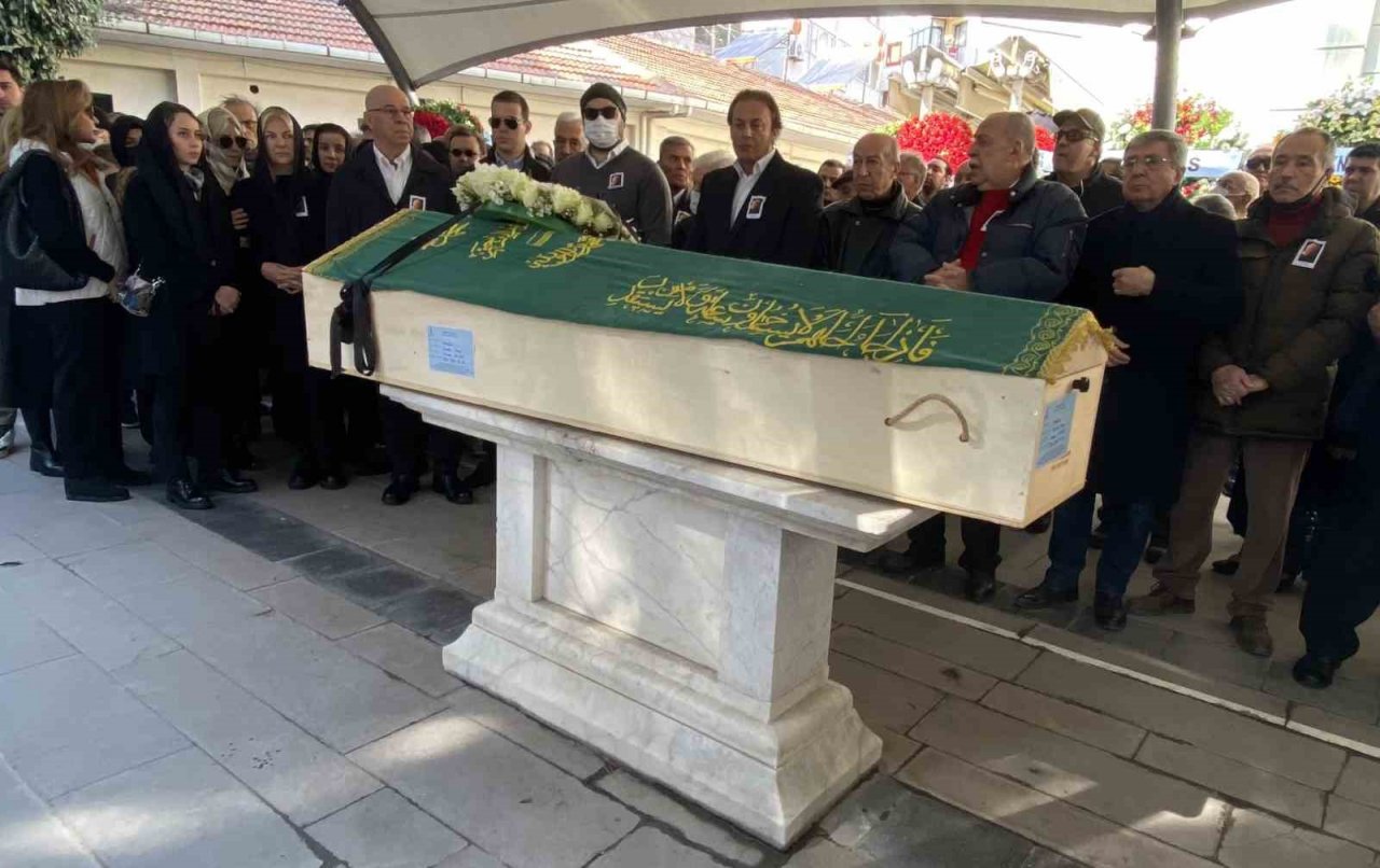 Güngör Mengi son yolculuğuna uğurlandı