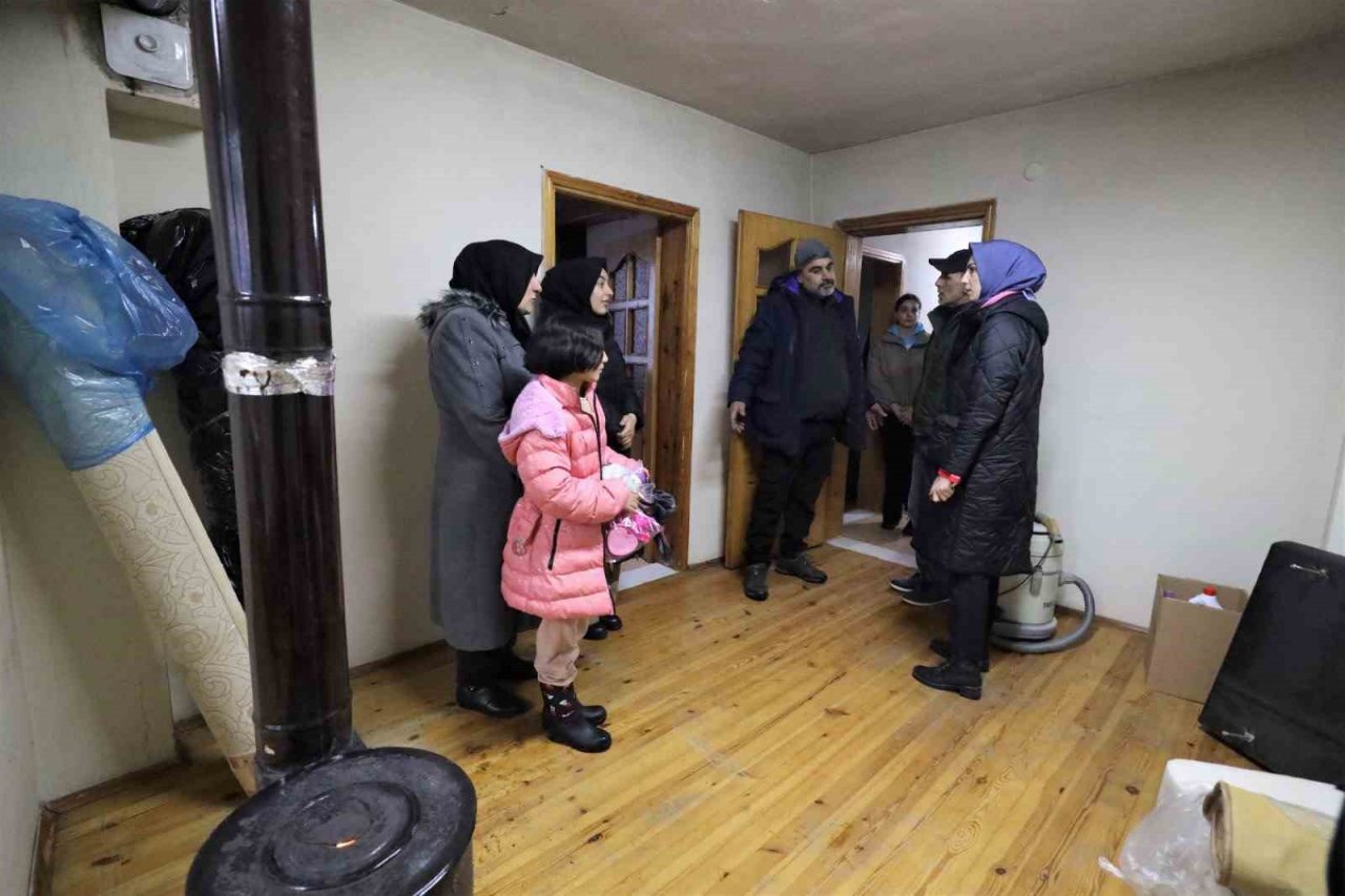 Başkan Özlü: “Depremin yaralarını sarmak için Başiskele’de seferberlik var”