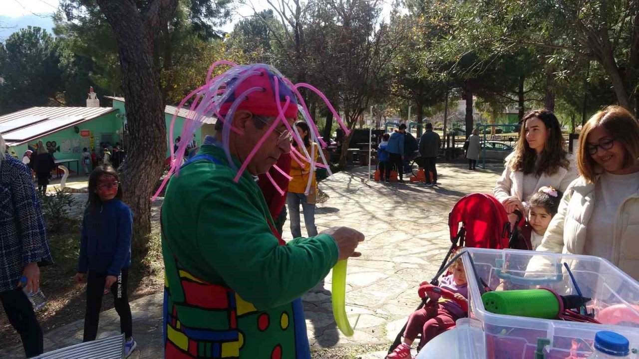 Marmaris Belediyesi çocuklara moral oldu