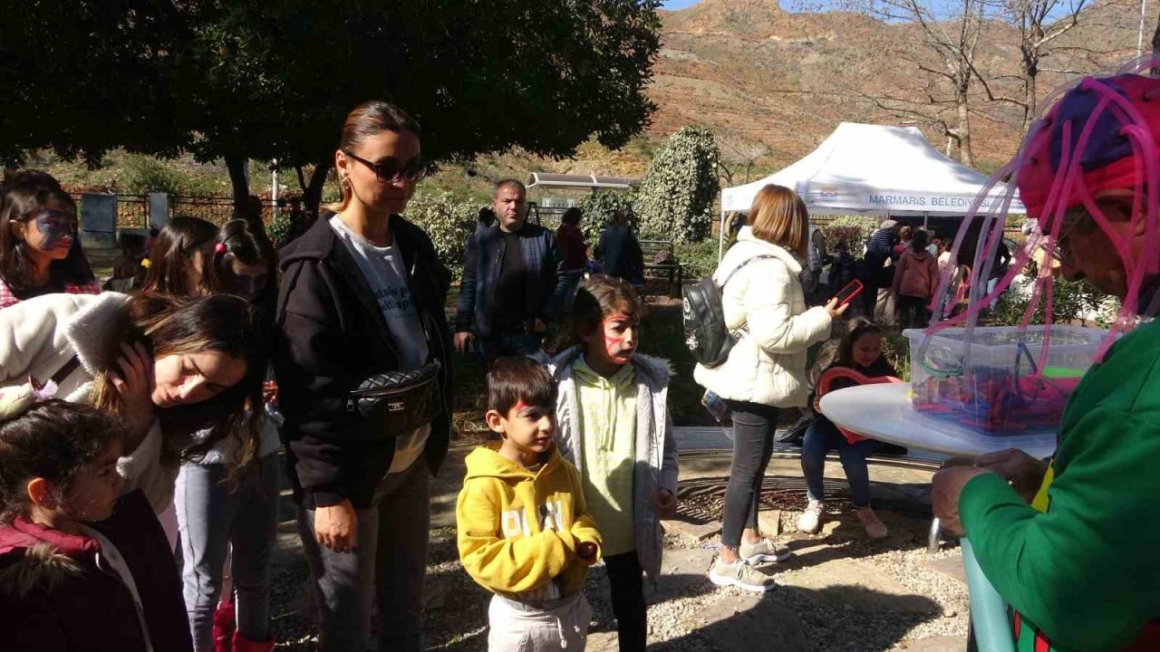 Marmaris Belediyesi çocuklara moral oldu