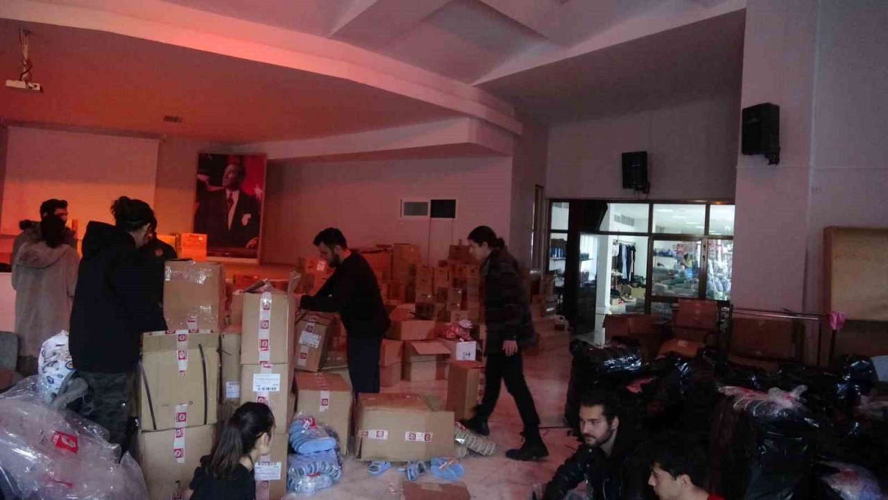 Marmaris’te yardım seferberliği devam ediyor