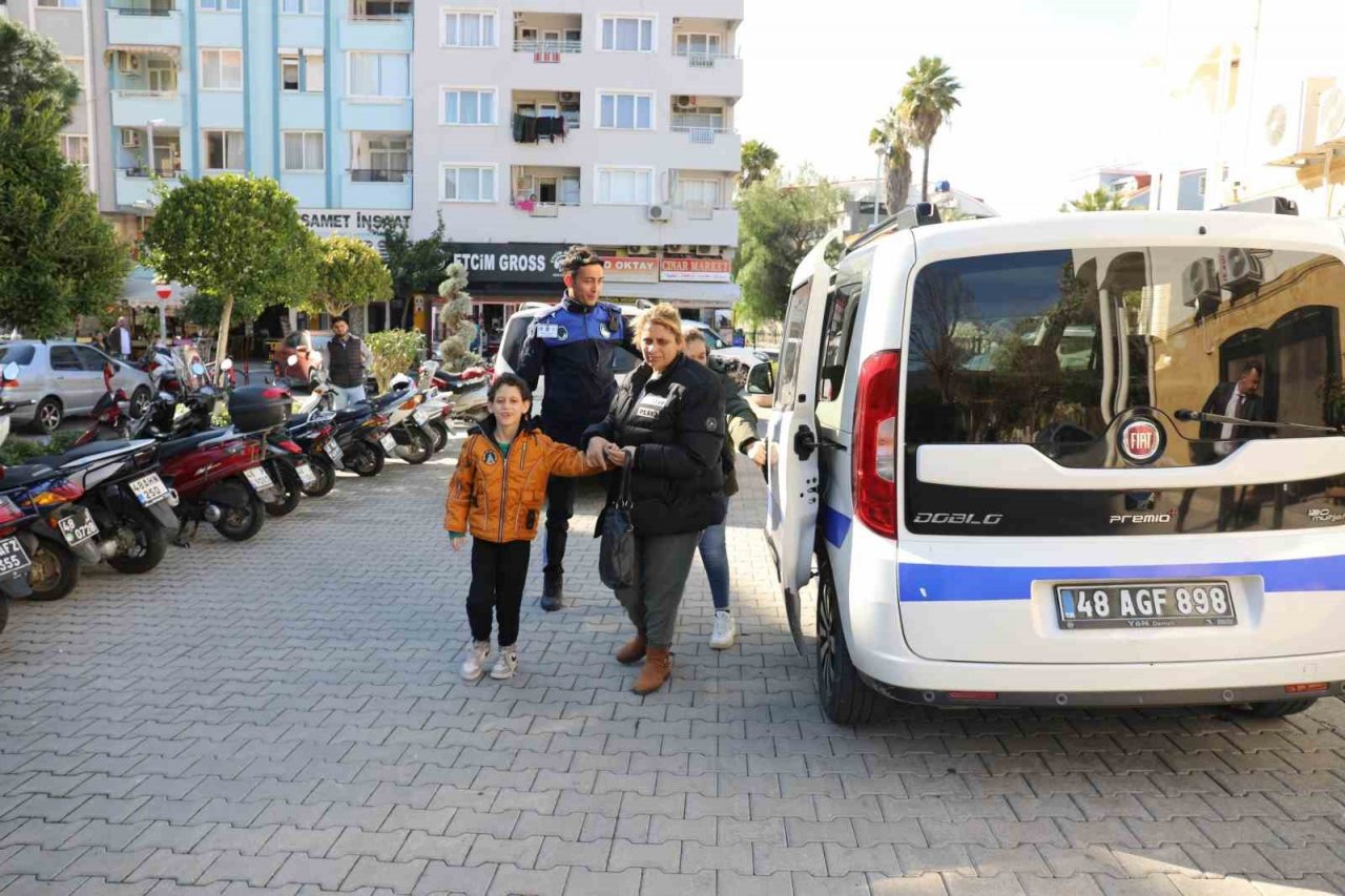 Başkan Oktay engelli depremzedelerle buluştu