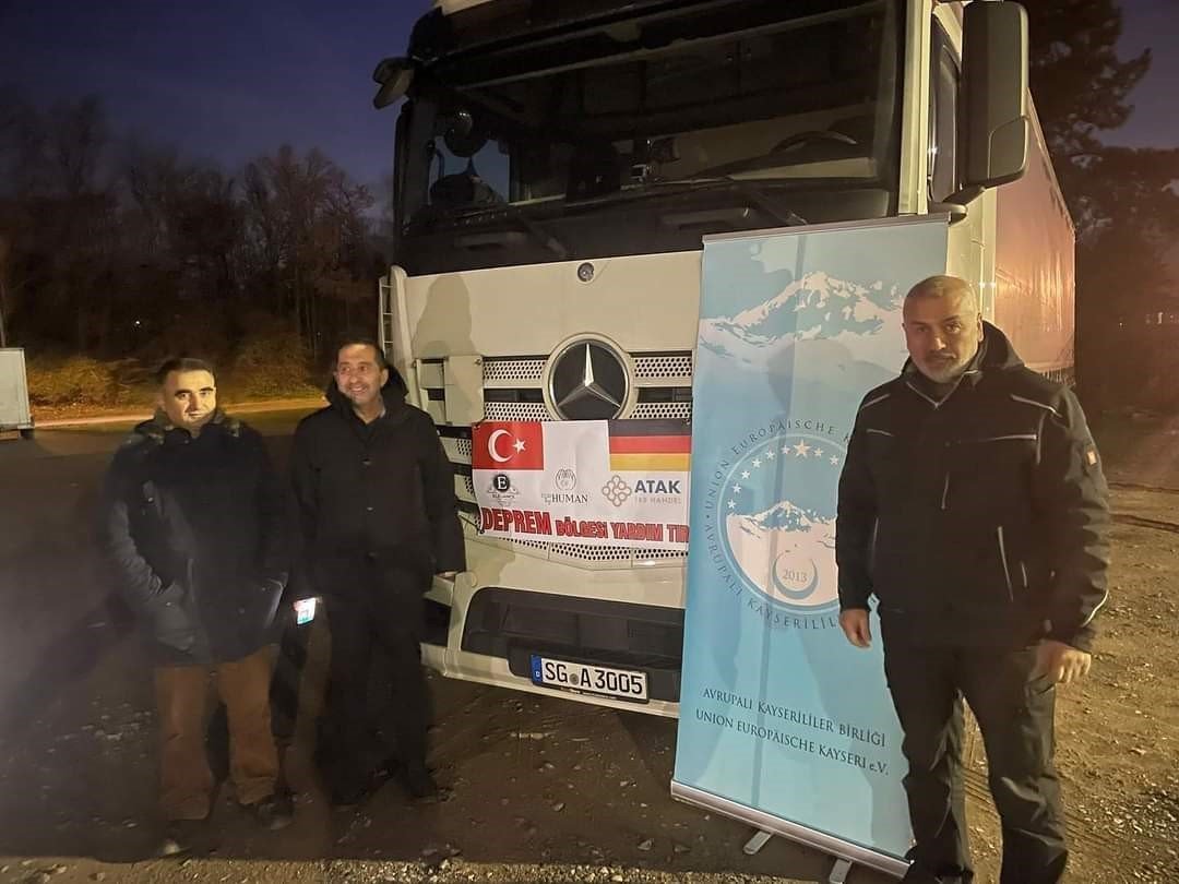Avrupadaki Kayserililerden Deprem Bölgesi’ne Jeneratör ve Tıbbi Yardım